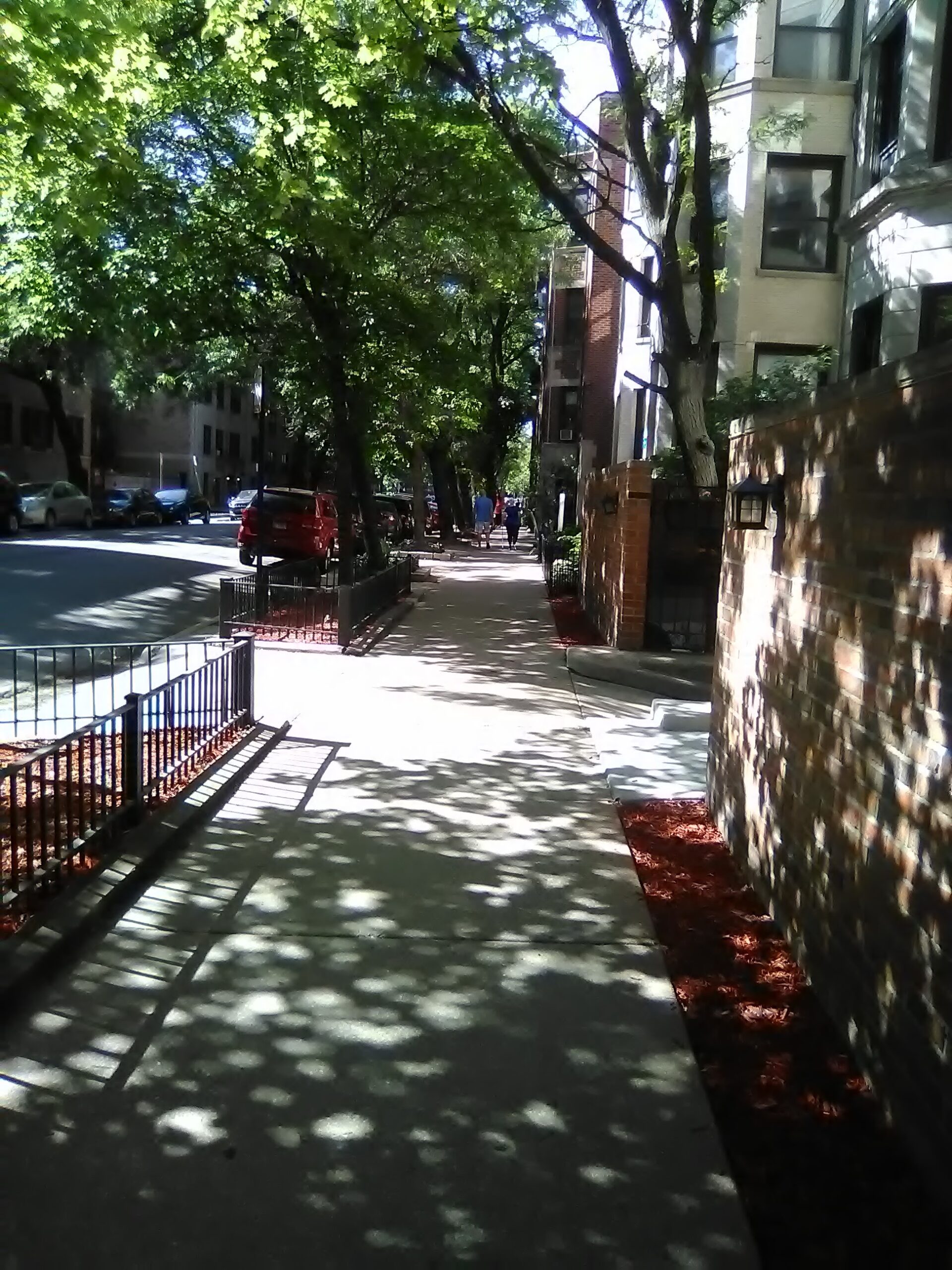 street in east Lakeview Chicago